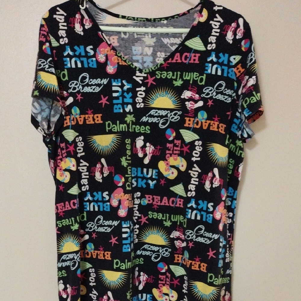 Secret Treasures Multicolor Graphic Swim Coverup